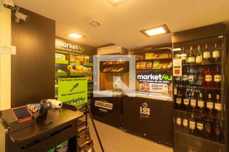 Apartamento para alugar com 69m², 3 quartos e 1 vaga Apartamento para alugar com 69m², 3 quartos e 1 vagaMini Mercado