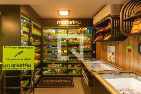 Apartamento para alugar com 69m², 3 quartos e 1 vaga Apartamento para alugar com 69m², 3 quartos e 1 vagaMini Mercado