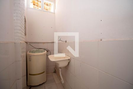 Casa para alugar com 70m², 2 quartos e 1 vagaÁrea de Serviço