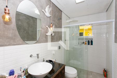 Casa à venda com 140m², 2 quartos e 2 vagasBanheiro