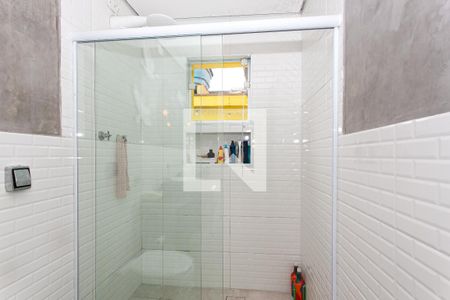 Casa à venda com 140m², 2 quartos e 2 vagasBanheiro