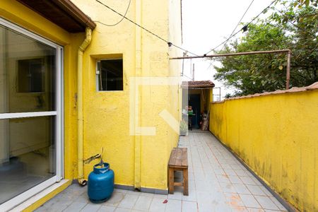 Casa à venda com 140m², 2 quartos e 2 vagasQuintal