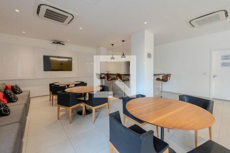 Studio para alugar com 40m², 1 quarto e 1 vaga Studio para alugar com 40m², 1 quarto e 1 vagaÁrea comum - Salão de festas