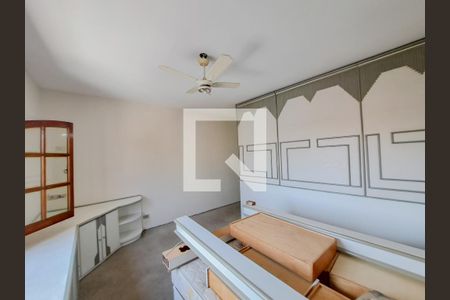 Casa à venda com 252m², 4 quartos e 6 vagasSuíte 1