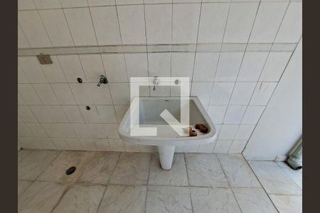 Casa à venda com 252m², 4 quartos e 6 vagasÁrea de Serviço