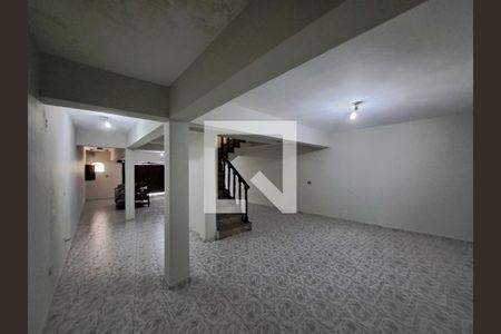 Casa à venda com 252m², 4 quartos e 6 vagasGaragem