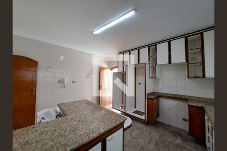 Casa à venda com 252m², 4 quartos e 6 vagasCozinha