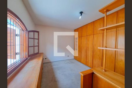 Casa à venda com 252m², 4 quartos e 6 vagasSuíte 3