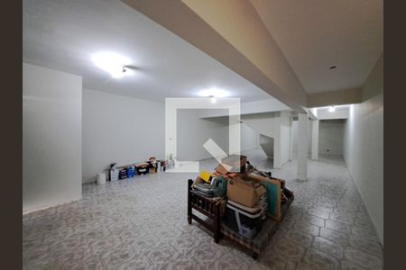 Casa à venda com 252m², 4 quartos e 6 vagasGaragem