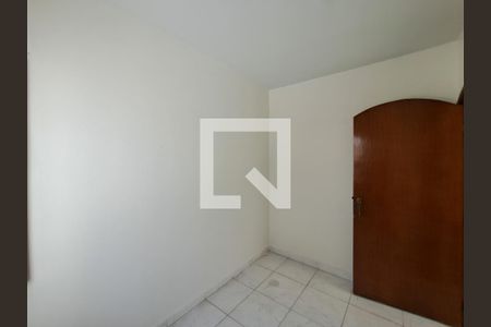 Casa à venda com 252m², 4 quartos e 6 vagasQuarto de Serviço