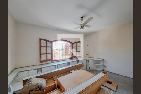 Casa à venda com 252m², 4 quartos e 6 vagasSuíte 1