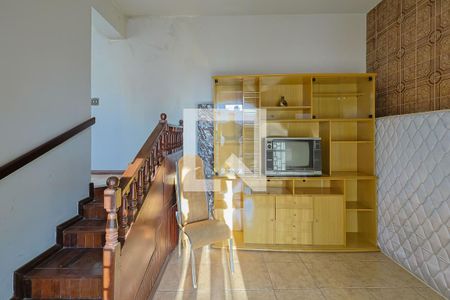 Casa à venda com 390m², 4 quartos e 2 vagas Casa à venda com 390m², 4 quartos e 2 vagasSala 2