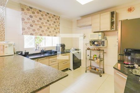 Casa para alugar com 190m², 3 quartos e 4 vagas Casa para alugar com 190m², 3 quartos e 4 vagasCozinha