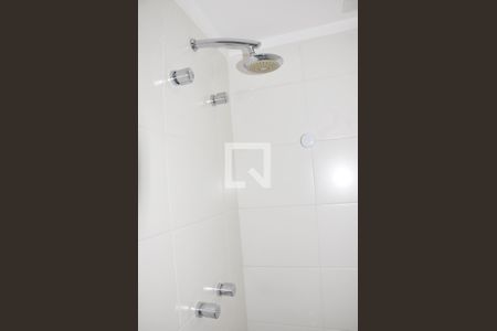 Apartamento à venda com 162m², 3 quartos e 3 vagas Apartamento à venda com 162m², 3 quartos e 3 vagasDetalhe - Banheiro da àrea de Serviço