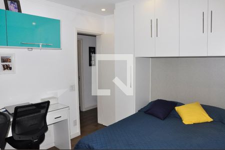 Apartamento à venda com 162m², 3 quartos e 3 vagas Apartamento à venda com 162m², 3 quartos e 3 vagasDetalhe - Quarto 02 com Suíte