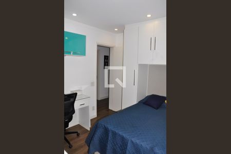 Apartamento à venda com 162m², 3 quartos e 3 vagas Apartamento à venda com 162m², 3 quartos e 3 vagasDetalhe - Quarto 02 com Suíte