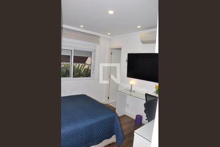 Apartamento à venda com 162m², 3 quartos e 3 vagas Apartamento à venda com 162m², 3 quartos e 3 vagasDetalhe - Quarto 02 com Suíte