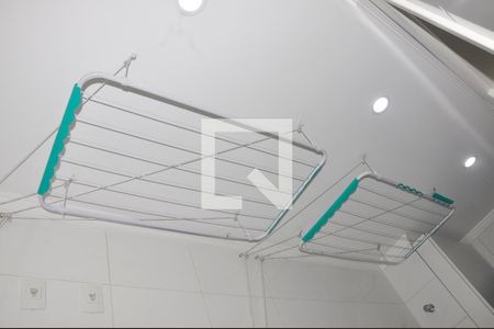 Apartamento à venda com 162m², 3 quartos e 3 vagas Apartamento à venda com 162m², 3 quartos e 3 vagasDetalhe - àrea de Serviço