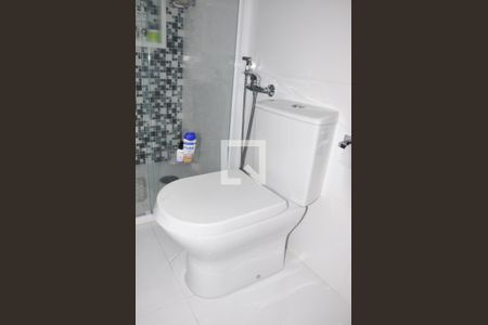 Apartamento à venda com 162m², 3 quartos e 3 vagas Apartamento à venda com 162m², 3 quartos e 3 vagasDetalhe - Suíte