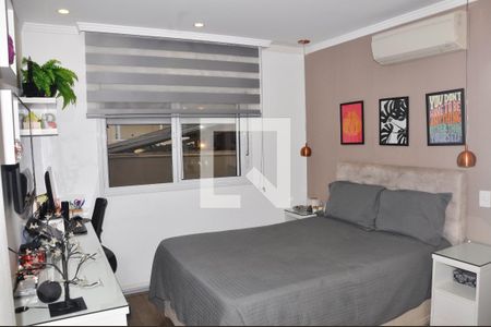 Apartamento à venda com 162m², 3 quartos e 3 vagas Apartamento à venda com 162m², 3 quartos e 3 vagasDetalhe - Quarto 03 com Suíte