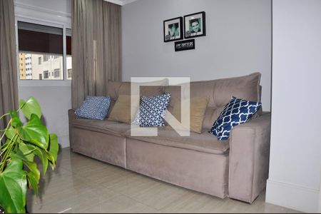 Apartamento à venda com 162m², 3 quartos e 3 vagas Apartamento à venda com 162m², 3 quartos e 3 vagasDetalhe - Sala de TV