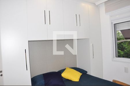 Apartamento à venda com 162m², 3 quartos e 3 vagas Apartamento à venda com 162m², 3 quartos e 3 vagasDetalhe - Quarto 02 com Suíte