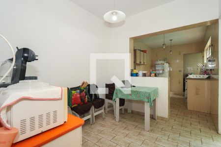 Casa à venda com 84m², 2 quartos e 1 vaga Casa à venda com 84m², 2 quartos e 1 vagaCozinha