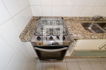 Apartamento para alugar com 120m², 2 quartos e 2 vagas Apartamento para alugar com 120m², 2 quartos e 2 vagasDetalhe - Cozinha