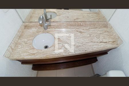 Apartamento para alugar com 120m², 2 quartos e 2 vagas Apartamento para alugar com 120m², 2 quartos e 2 vagasDetalhe - Lavabo