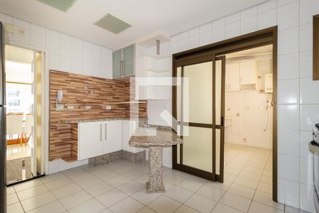 Apartamento para alugar com 120m², 2 quartos e 2 vagas Apartamento para alugar com 120m², 2 quartos e 2 vagasCozinha