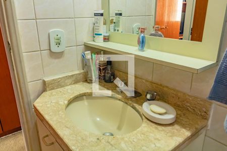 Apartamento à venda com 95m², 3 quartos e 2 vagas Apartamento à venda com 95m², 3 quartos e 2 vagasBanheiro