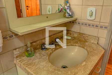 Apartamento à venda com 95m², 3 quartos e 2 vagas Apartamento à venda com 95m², 3 quartos e 2 vagasBanheiro
