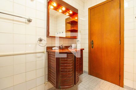 Apartamento à venda com 120m², 2 quartos e sem vagaBanheiro