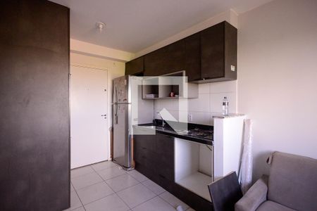 Sala/Cozinha  de apartamento para alugar com 2 quartos, 36m² em Parque Fongaro, São Paulo