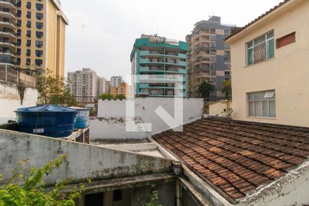 Casa à venda com 262m², 5 quartos e 4 vagasVista da Área de Serviço 2