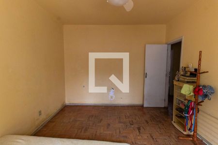 Casa à venda com 262m², 5 quartos e 4 vagasQuarto 1