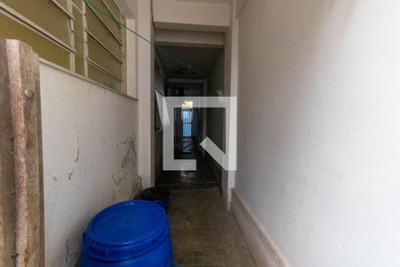 Casa à venda com 262m², 5 quartos e 4 vagasCorredor Externo