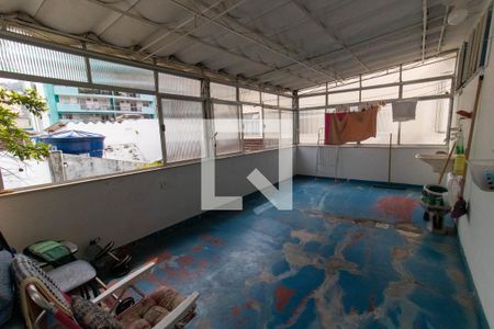 Casa à venda com 262m², 5 quartos e 4 vagasÁrea de Serviço 2