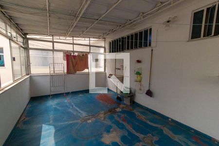 Casa à venda com 262m², 5 quartos e 4 vagasÁrea de Serviço 2