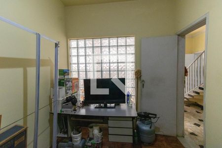 Casa à venda com 262m², 5 quartos e 4 vagasEscritório 2