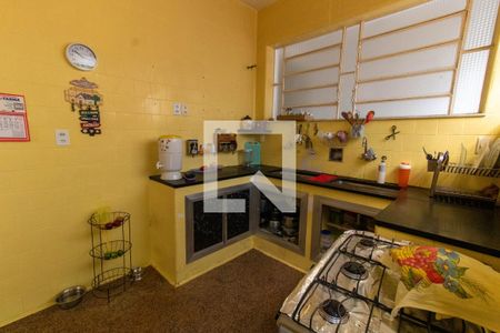 Casa à venda com 262m², 5 quartos e 4 vagasCozinha