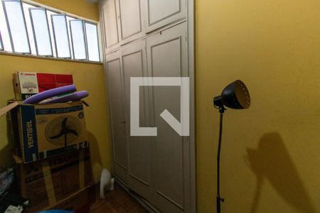 Casa à venda com 262m², 5 quartos e 4 vagasEscritório 1