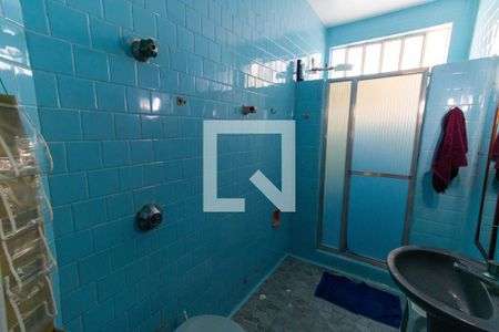 Casa à venda com 262m², 5 quartos e 4 vagasBanheiro da Suíte