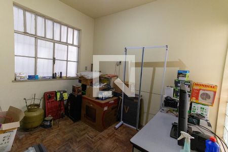 Casa à venda com 262m², 5 quartos e 4 vagasEscritório 2