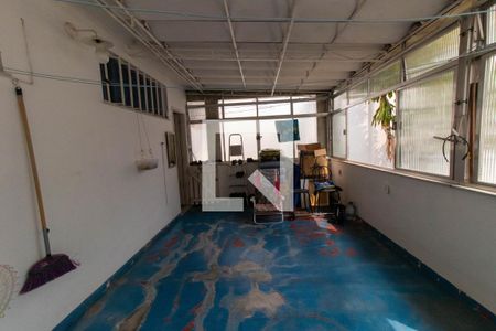 Casa à venda com 262m², 5 quartos e 4 vagasÁrea de Serviço 2