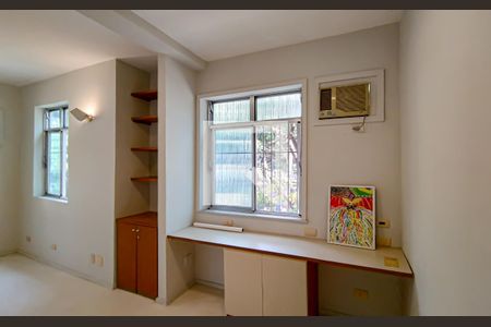 Casa à venda com 125m², 4 quartos e sem vaga Casa à venda com 125m², 4 quartos e sem vagaquarto 2