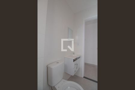 Apartamento à venda com 44m², 2 quartos e sem vaga Apartamento à venda com 44m², 2 quartos e sem vagaBanheiro