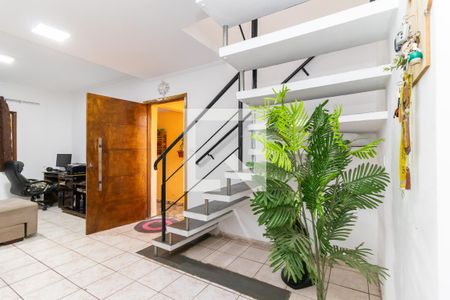 Sala de casa à venda com 4 quartos, 239m² em Cidade Líder, São Paulo