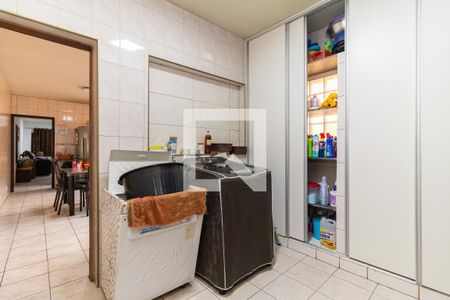 Área de Serviço de casa à venda com 4 quartos, 239m² em Cidade Líder, São Paulo
