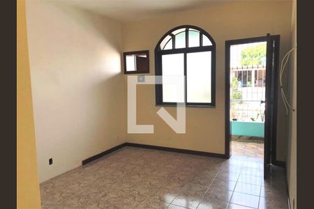 Casa à venda com 7 quartos, 330m² em Vista Alegre, Rio de Janeiro